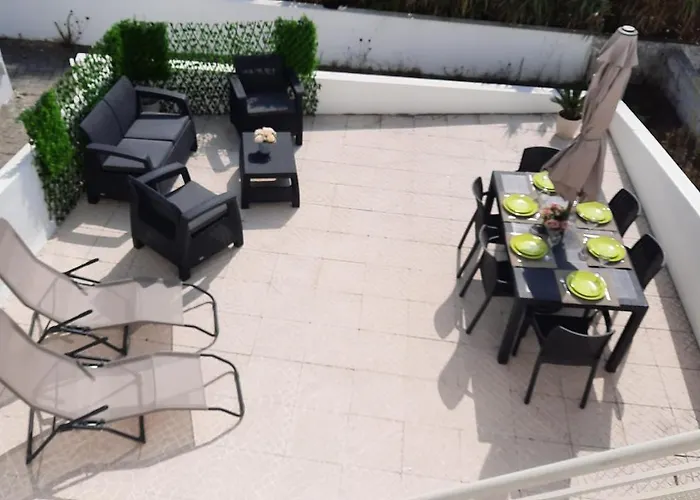 Casa Celia Tatil Evi Nazaré